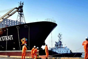  ‘Phát triển đường thủy, khoan xây cao tốc Bắc-Nam’