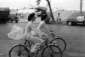 Thú đi xe đạp những năm 1960…