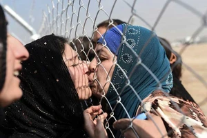Nụ hôn ngày đoàn tụ trong chiến dịch Mosul 