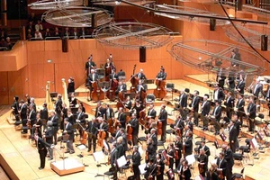 16 đêm diễn miễn phí của nghệ sĩ đẳng cấp châu Âu 