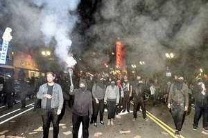 6 ghi nhận từ chiến thắng của ông Trump 