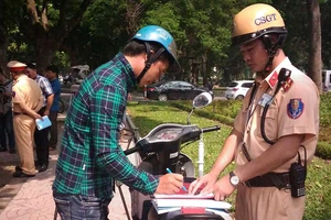 Đi xe máy không chính chủ chưa hẳn bị phạt