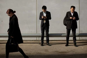 Điện thoại Mỹ bị do thám, gửi thông tin về Trung Quốc