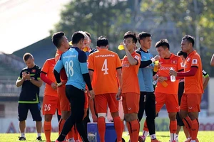 Chỉ tiêu và sức ép