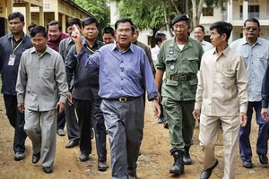 Vì sao Campuchia tăng chi quốc phòng?