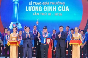 85 thanh niên sản xuất giỏi được giải Lương Định Của