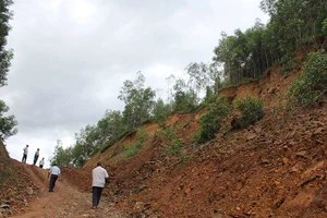 Nguy hiểm chực chờ ở vùng ‘bệnh lạ’