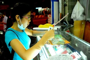 Hàng ngàn thuê bao khiếu nại vì bị khóa SIM 