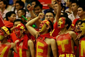 Người cổ động viên cuồng nhiệt đấy đã nằm xuống