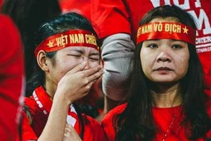 Khóc, khóc đến khi nào? 