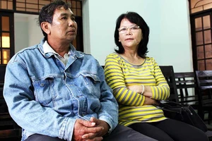 Đình chỉ vụ án ‘vợ chết, chồng bị khởi tố’