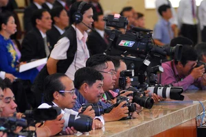 Thông qua Quy định đạo đức nghề nghiệp người làm báo