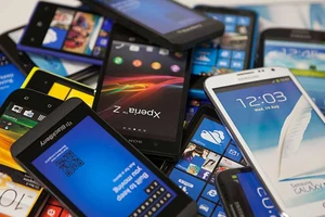 Điện thoại xịn giá ảo 