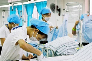 100% công nhân không muốn tăng tuổi hưu