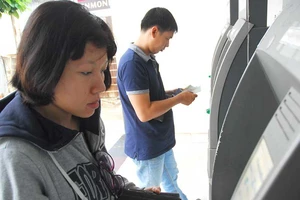 Tết này ATM có hết tiền, kẹt máy? 