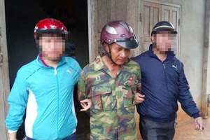 24 năm trốn truy nã trong vỏ bọc hoàn hảo 