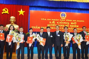 An Giang: Bổ nhiệm 41 thẩm phán 