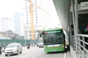 Các xe lấn buýt nhanh sẽ bị phạt