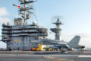 Tàu sân bay Mỹ sang biển Đông