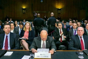 Êkíp ông Trump liên lạc với Nga?