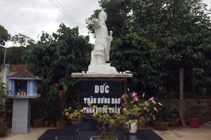 Dựng tượng danh tướng: Phải xin phép Sở Xây dựng