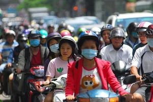 ‘Quăng phao’ gỡ kẹt xe ngay, đừng chần chờ nữa!