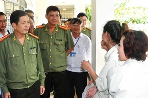 ‘Để người nghiện ở ngoài, rất đáng lo’