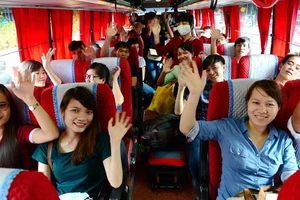 Cuối năm lo giữ người lao động