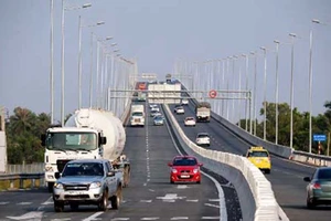 Xe máy được vào đường dẫn cao tốc Long Thành