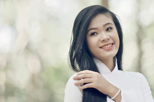 Tết ‘không trọn’ của quán quân bolero Quỳnh Như 