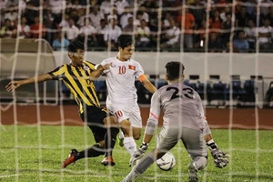 Vẫn thắng đậm dù chỉ từ những mảnh ghép rời rạc 