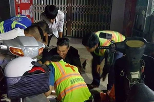 "Hiệp sĩ" bị nghi thông đồng... rải đinh