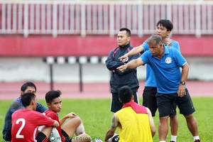 Đá trong ngờ vực 