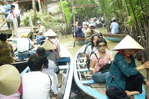 Đồng Tháp: Bí thư và chủ tịch song kiếm hợp bích