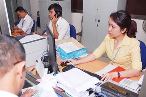 Từ ngày 3-3, thời gian cấp giấy đỏ chỉ còn 15 ngày