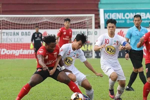 Lại nóng chuyện trọng tài