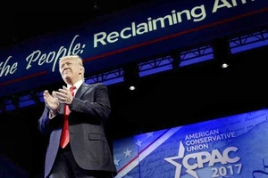 Tổng thống Donald Trump: Quân đội Mỹ sẽ mạnh hơn 