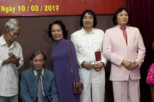 Ước mơ tượng sáp nghệ sĩ Việt đã nên hình