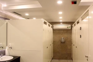 Nhà vệ sinh công cộng ngầm có gì khác?