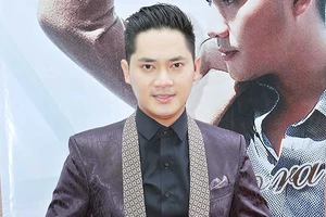 Minh Luân lưu diễn ở Mỹ sau sự cố ái tình