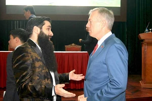 Đạo diễn Kong: Skull Island làm tân đại sứ du lịch VN