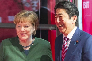 Lãnh đạo Đức-Nhật liên kết thách thức ông Trump