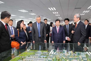 Thủ tướng Singapore khai trương trung tâm DN tại TP.HCM