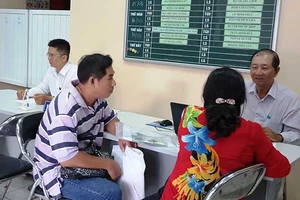 'Con dao làm bếp có bị coi là hung khí hay không?'