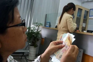 Những cách trả tiền điện bạn cần biết