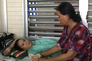 ‘Con mong mỗi sáng mai còn được nhìn thấy mẹ!’