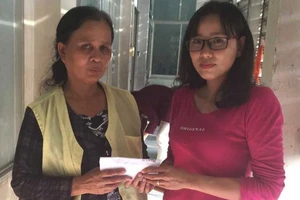 Được bạn đọc hỗ trợ, chị Khải đã đủ tiền mổ tim