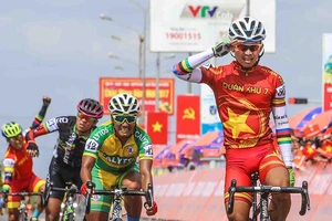 Trần Nguyễn Duy Nhân thâu tóm 3 danh hiệu