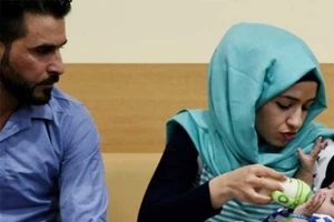 Phẫu thuật cho bé trai có 8 chân tay