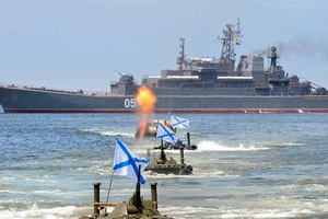 Nga-Trung tăng quân tới biên giới Triều Tiên